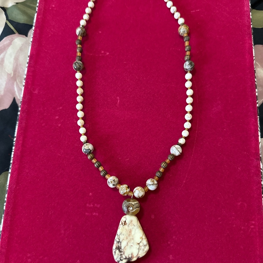 White and Brown Beaded Necklace with Classic Design